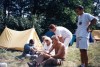 Muhu 68 liikmeid 1997.a.juulis Muhu rühmade kokkutulekul. Paremalt Jüri Ummelas, keskel Jaak Bergman, tema kõrval Vivian Lego jt. ...